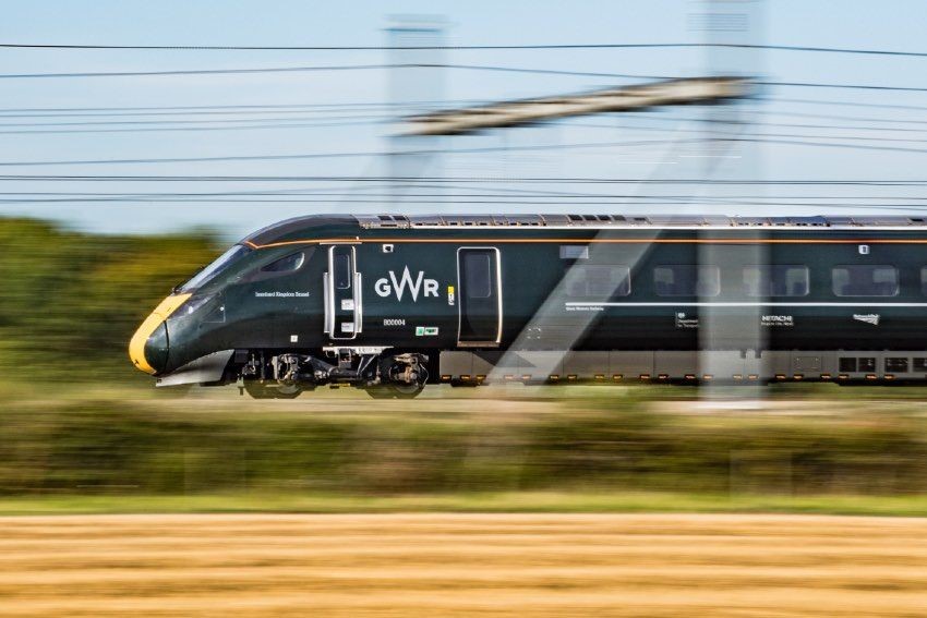 ACPRail's tweet image. Did you know? UK train travel on their top 100 business routes is almost 9x greener than driving. Read more here: businesstravelnewseurope.com/Ground-Transpo…