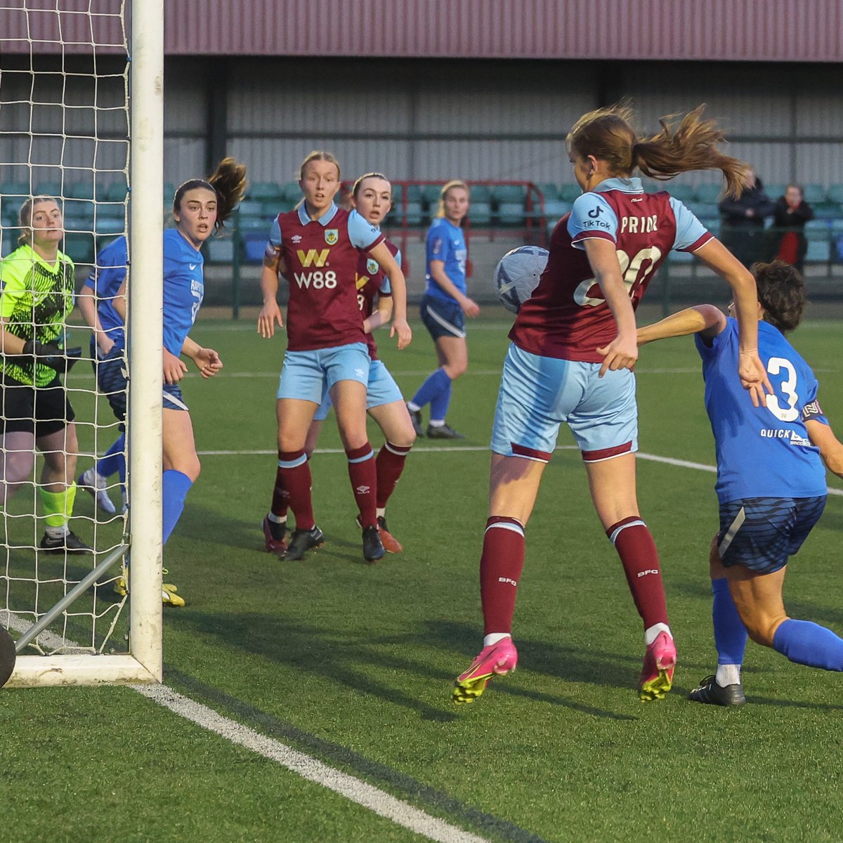 Sawiuk on Prior's first Burnley goal 🗣️ 'I'm over the moon for Gracie, she's an exceptional talent on the ball. To see her get a goal is deserved when looking at the overall season contribution! It was nice for her to have that moment with the team!' 💜