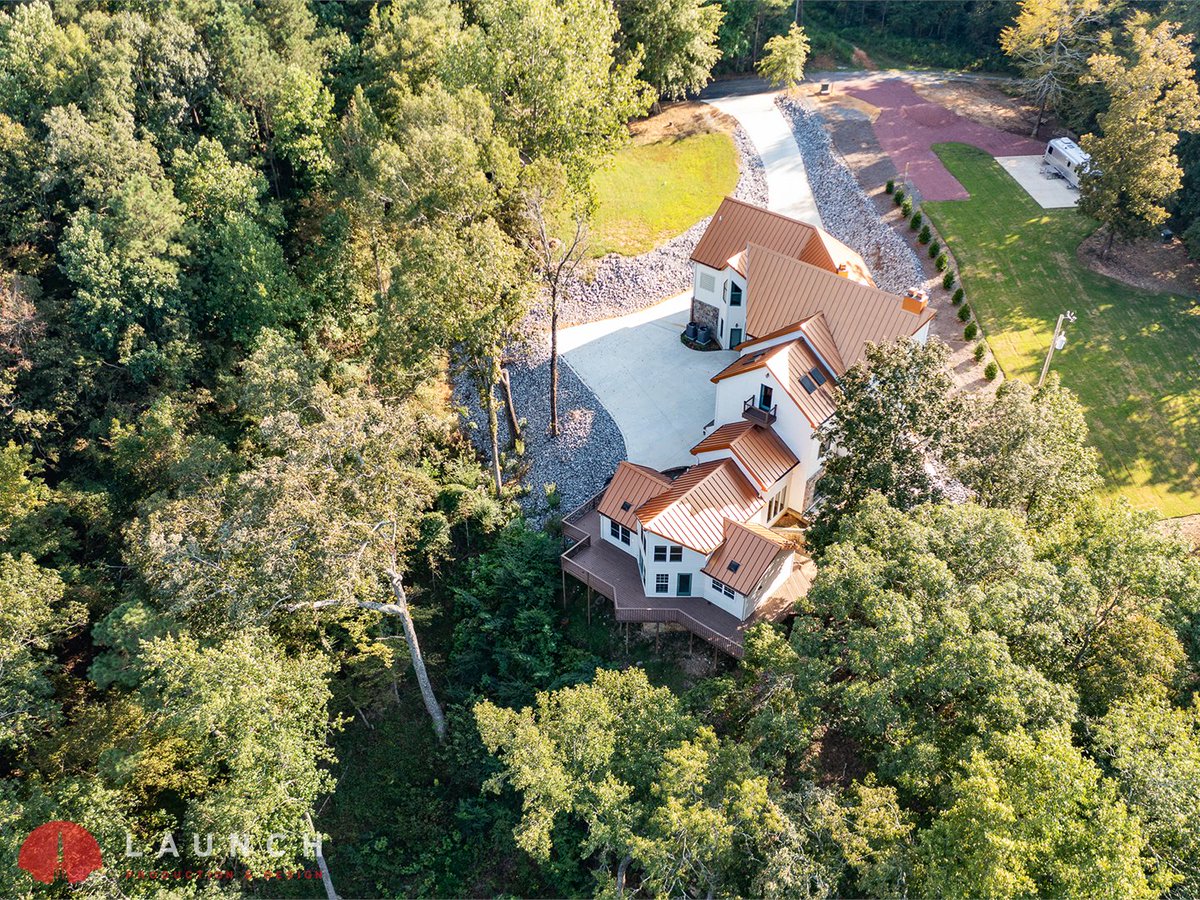 LaunchP_A_D's tweet image. Aerial views provide significant value to potential property buyers. It provides the lay of the land, proximity to local attractions or establishments, or just an overall feel of the property boundaries.

Contact us today! 📩

#dronephotography #LaunchProductionAndDesign