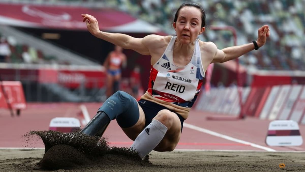 Paralympian Reid takes aim at Nike for inability to buy single shoes cna.asia/43V8FJG