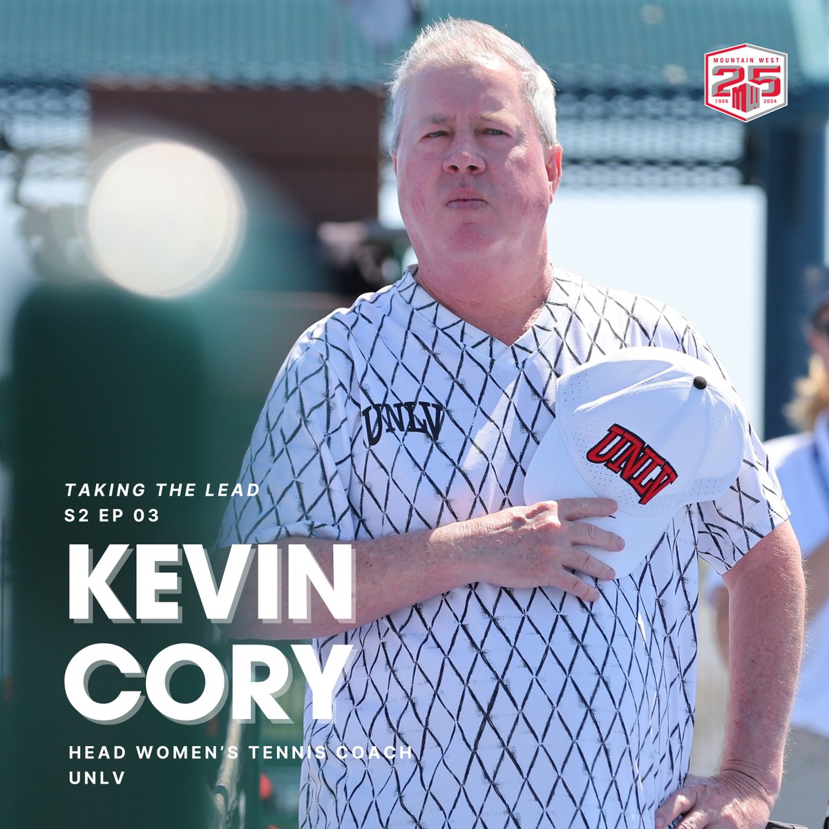 🎙️ 𝙏𝙖𝙠𝙞𝙣𝙜 𝙩𝙝𝙚 𝙇𝙚𝙖𝙙 🎙️ The winningest coach in #MWWTEN history joins @Bridget_Howard8 on today's episode! @UNLVWTennis HC Kevin Cory recently reached 400 career wins and after 25 years, is calling it a career 👏🏻🎾🏆 🎧: open.spotify.com/episode/3IOxrC… #TakingtheLead