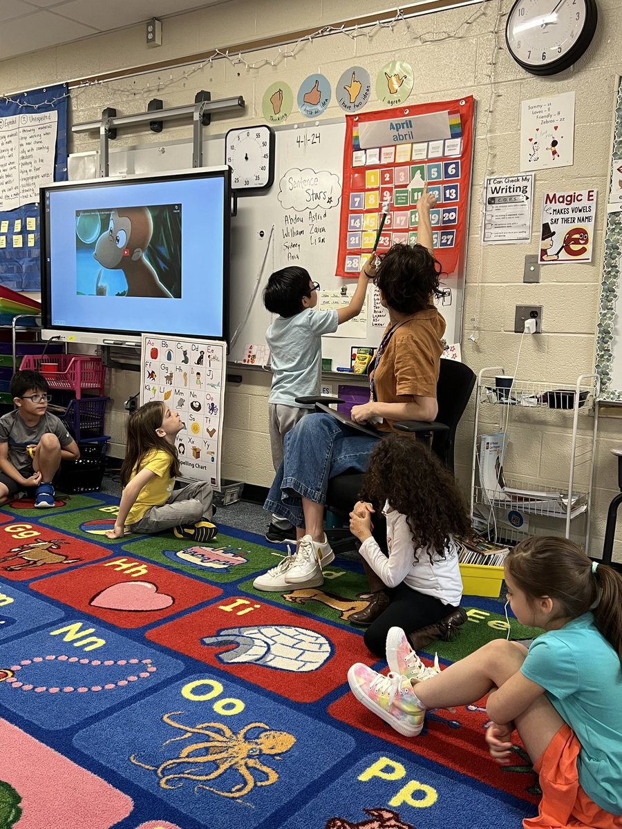 This morning, I visited @BarcroftEagles. I met with Ms. McCormick-Evan’s first grade class during their morning meeting. Next, I saw a Phonemic Awareness activity in action. I finished the visit by watching an intervention lesson. #APSisAwesome #EveryAPSstudent