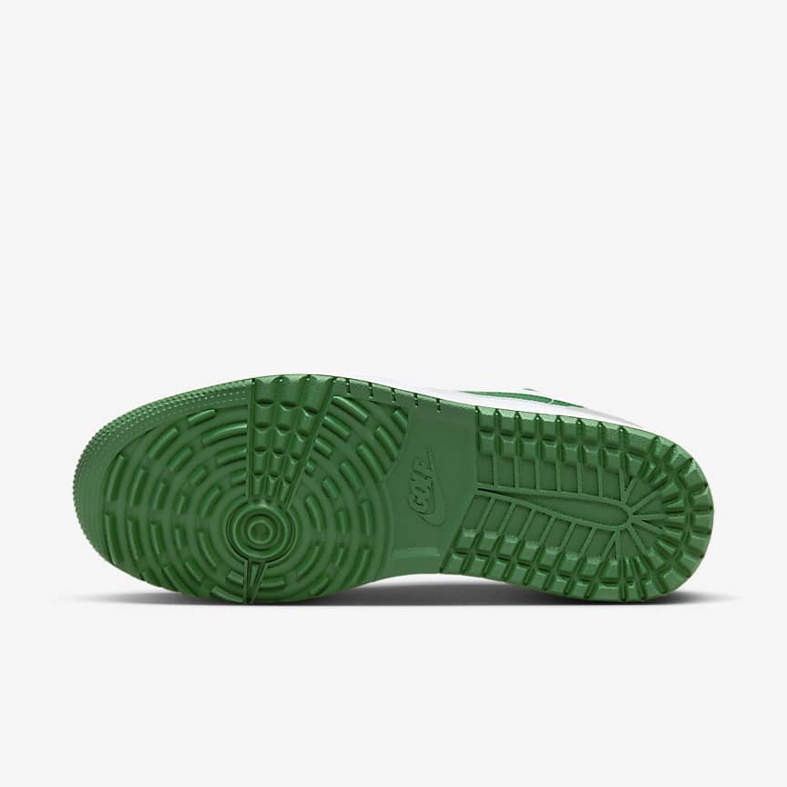 J23app's tweet photo. Jordan 1 Low Golf "Light Smoke Grey/Pine Green" sizes back on @nikestore

Link -> https://t.co/uaq61E4ImW https://t.co/LQGfJoXzN6
