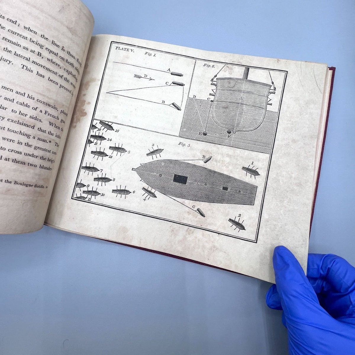 It’s #NationalSubmarineDay! Although the US Government didn't purchase its first modern submarine until 1900, engineer and inventor Robert Fulton (1765–1815) published his submarine designs and experiments nearly a century earlier in this #RareBook in our collection. 📖: 2003.14