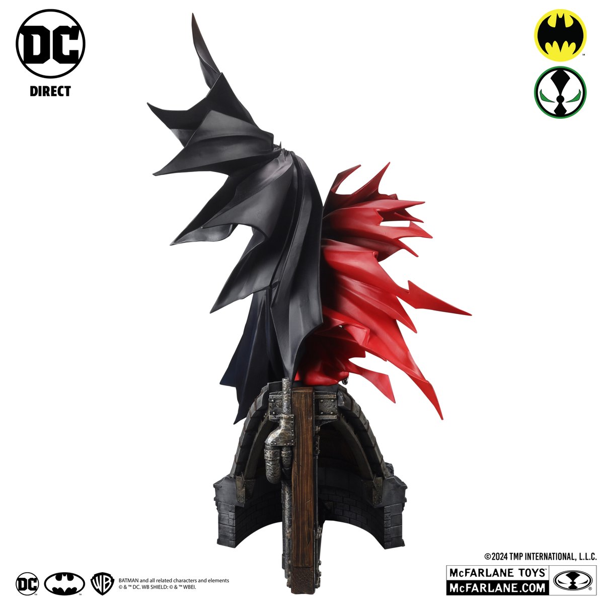 Spawn/Batman Resin Statue - McFarlane Toys Collector's Club Drawing Board (2024) #Spawn #Batman