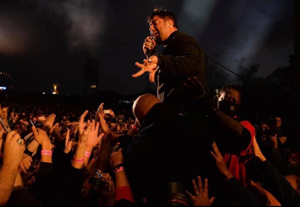 . @ChinoMoreno with @Deftones at #Ozzfest 2017 #tbt #throwback #throwbackThursday #deftones