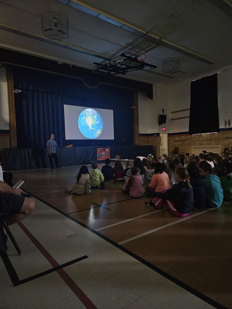 🌎 It's Earth Week @alcdsb_ecth and today we learned that #LessIsMore from Artic Explorer Jeff Dunn! 🌎 #ALCDSBBlessed #ALCDSBMYSP #EarthMonth
