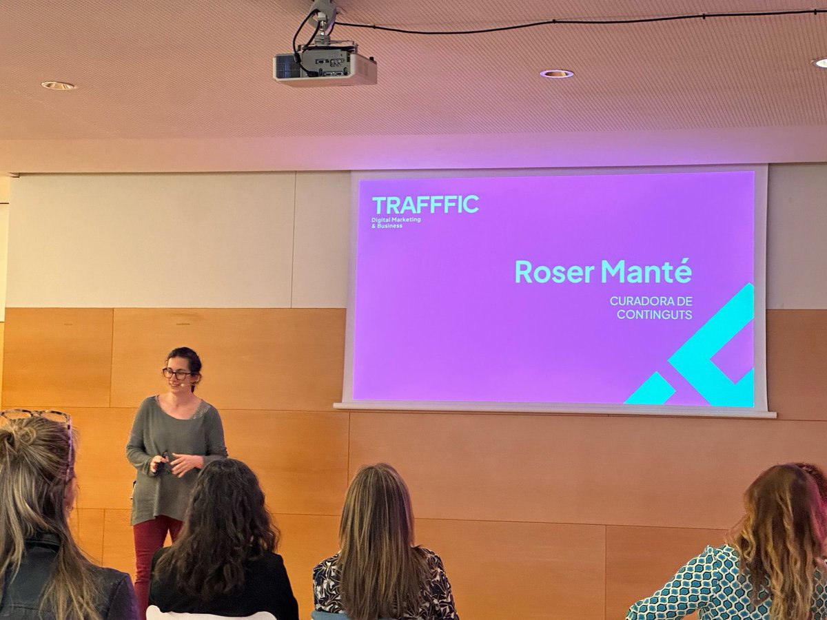 TRAFFFIC (@traffficpro) on Twitter photo ¡Seguimos con <a href="/rosermante/">roser manté</a>! 🎤 Con su #OPEN TALK: “Curació de continguts com a forma de comunicar”. Una experta en Copywriting con más de 15 años de experiencia en comunicación y búsqueda de información. ¡Aprende a crear contenido de valor para tu audiencia! 📝 ¡Seguimos con <a href="/rosermante/">roser manté</a>! 🎤 Con su #OPEN TALK: “Curació de continguts com a forma de comunicar”. Una experta en Copywriting con más de 15 años de experiencia en comunicación y búsqueda de información. ¡Aprende a crear contenido de valor para tu audiencia! 📝