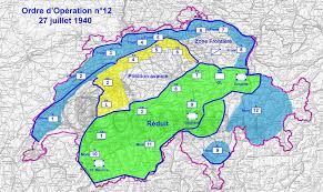 klangwandler's tweet photo. Die #svpolitik und “Pro Schweiz” haben ihre #Reduit-Initiative eingereicht, die Schweiz soll wie der Name es sagt, abgeschottet werden.
Natürlich nicht gegen #Russland , dort gibt es zwei Chemiewerke der Geldspender der Initiative, der superreichen Familie #Blocher. https://t.co/tGwqnBP1YV