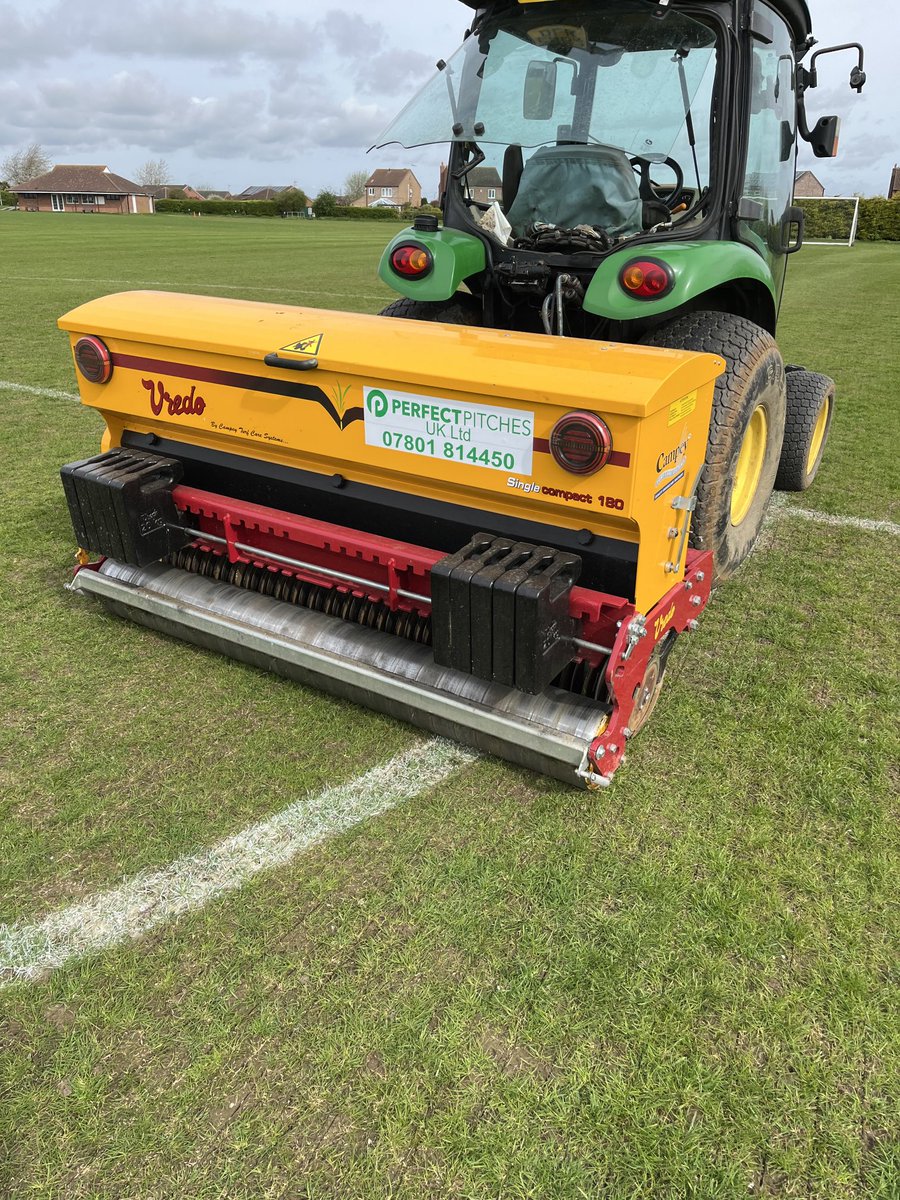 At last some good conditions for over seeding ⁦<a href="/WeAreNavenby/">Navenby JFC</a>⁩ ⁦<a href="/CampeyTurfCare/">Campey™ Turf Care Systems</a>⁩  ⁦<a href="/LincolnshireFA/">Lincolnshire FA</a>⁩  ⁦<a href="/lincscga/">LINCS CGMA</a>⁩ #disc seeding