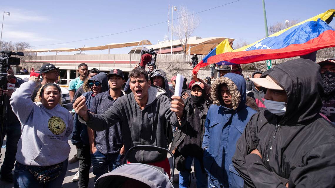 Diez millones de venezolanos más considerarían irse si Maduro gana presidencia
elnuevoherald.com/noticias/ameri… #Venezuela <a href="/DelgadoAntonioM/">Antonio M Delgado</a>