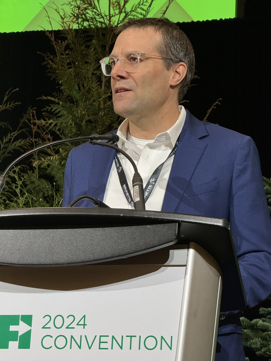 TreeFrogNews's tweet image. CN’s Remi Lalonde (well known to the forest sector) - and #COFI2024 presenting sponsor welcomes delegates to the first morning of activities and introduces keynote speaker Chief Terry Teegee