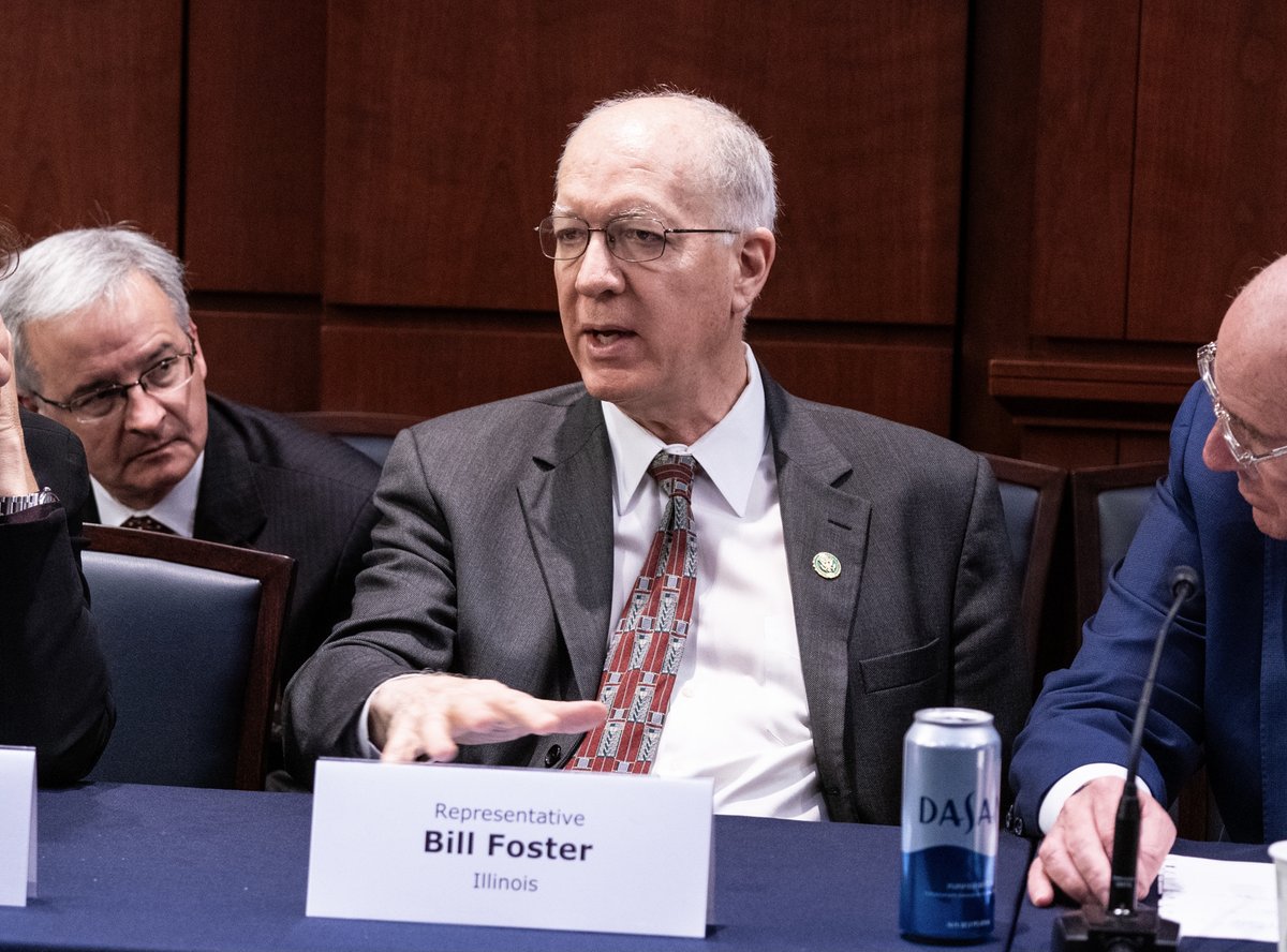 Investing in cutting-edge research across federal agencies will help advance America’s leadership in AI. It was a pleasure meeting with @RepBillFoster during #TechNetDay to discuss his American Innovation Act and the policies needed to win the next era of innovation.