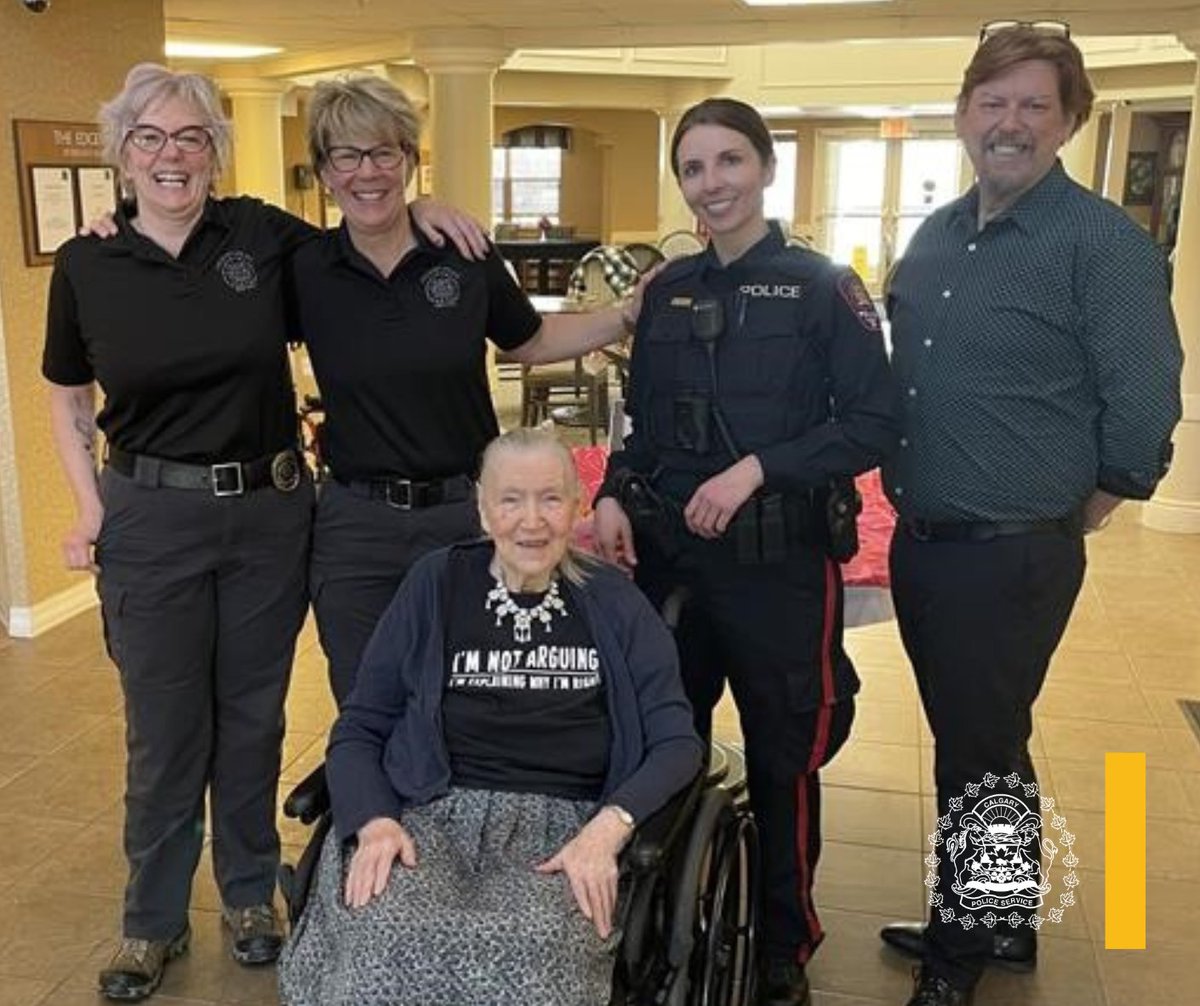 👮Our Crime Prevention Team regularly attends senior residences around #YYC to present scam and fraud awareness to seniors. ✏️These presentations can be tailored to situational awareness, business and property crimes, to common scams that specifically target seniors. 🚩Please…