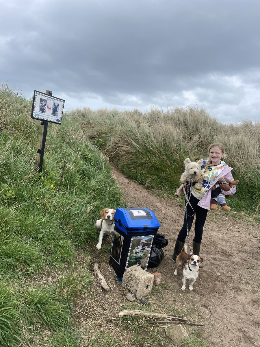 My bins are chocka Blocka!!! Yeah!… But I always check the 🏖️ @KeepBritainTidy @WildlifeTrusts @nationaltrust @mcsuk @des_farrand @endelstamberg @LittleJohn_MD @JosephusLudwig @ArgyllSeaGlass @Leonlovescats @raynathetrainer @loraineswift1 @ecodiddle @JasperManUtd @OwlCottage1