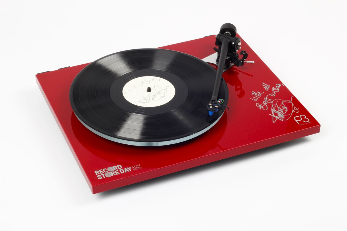 Would you like to own a Rega Planar 3 deck signed by @KateBushMusic?🤩 We’re delighted to partner with @RSDUK to give you the chance to win this collectable deck. All you need to do is enter the prize draw: Enter here: bit.ly/3VR9xwP Good luck!