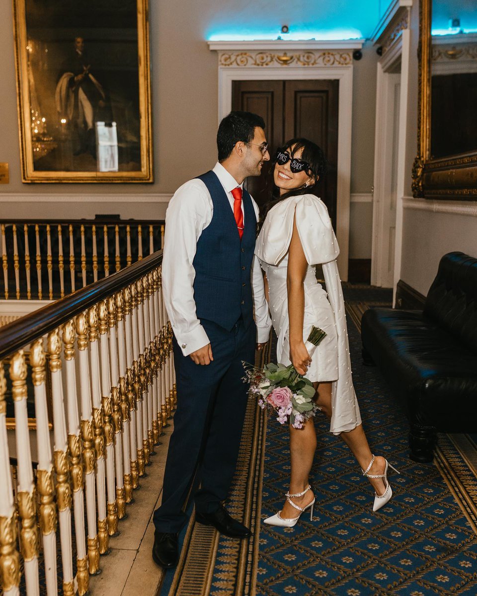 Wedding party ready at 116 Pall Mall Discover our collection of wedding venues, from historic landmarks to show-stopping skyscrapers and romantic townhouses, there’s the perfect Searcys wedding venue for your big day: bit.ly/3o3jbhb Photo: Vero J. Photography