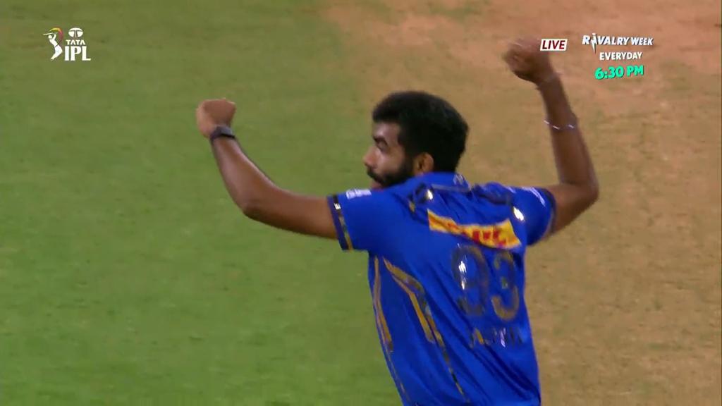 There's no one other than jasprit bumrah 5 wicket haul from King 👑 #RCBvsMI