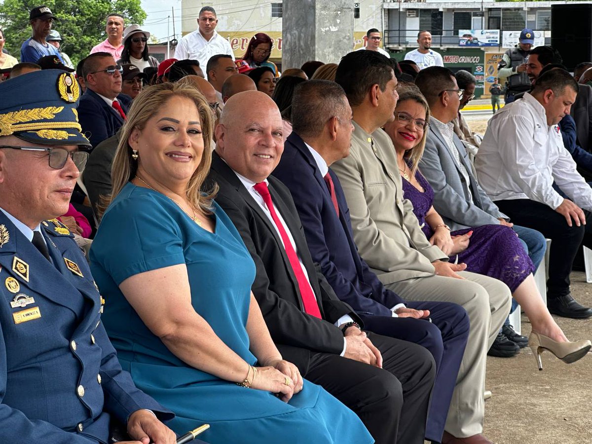 OviedoPSUV's tweet photo. Hoy, 11 de abril, además de honrar a Piar y a los héroes y heroínas de Chirica, hacemos un recordatorio de lo que significa luchar por nuestra patria, por nuestro país. Son 207 años de batalla no sólo de Guayana, sino de todo el pueblo venezolano.
Hoy más que nunca, el legado de Piar, Bolívar y Chávez vive en el corazón de quienes creemos y trabajamos por la patria grande. ¡Estamos venciendo!

#RebeldíaAntiImperialista