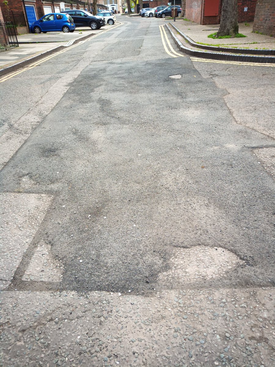 When the new pothole repair sprouts its own potholes, courtesy of @IslingtonBC's quality of work.
