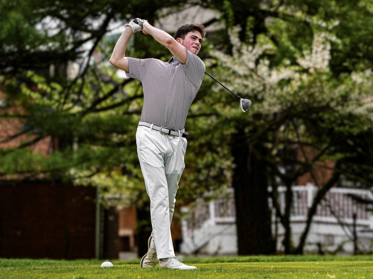 BoysLatinSchool's tweet photo. The varsity golf team secured their 6th straight win, defeating Sts. Peter and Paul, 15-6. The team heads to Chartwell this afternoon to face Severn, aiming to extend their winning streak. #BoyLatin #EQV #BLGolf https://t.co/PY0NozwwVN