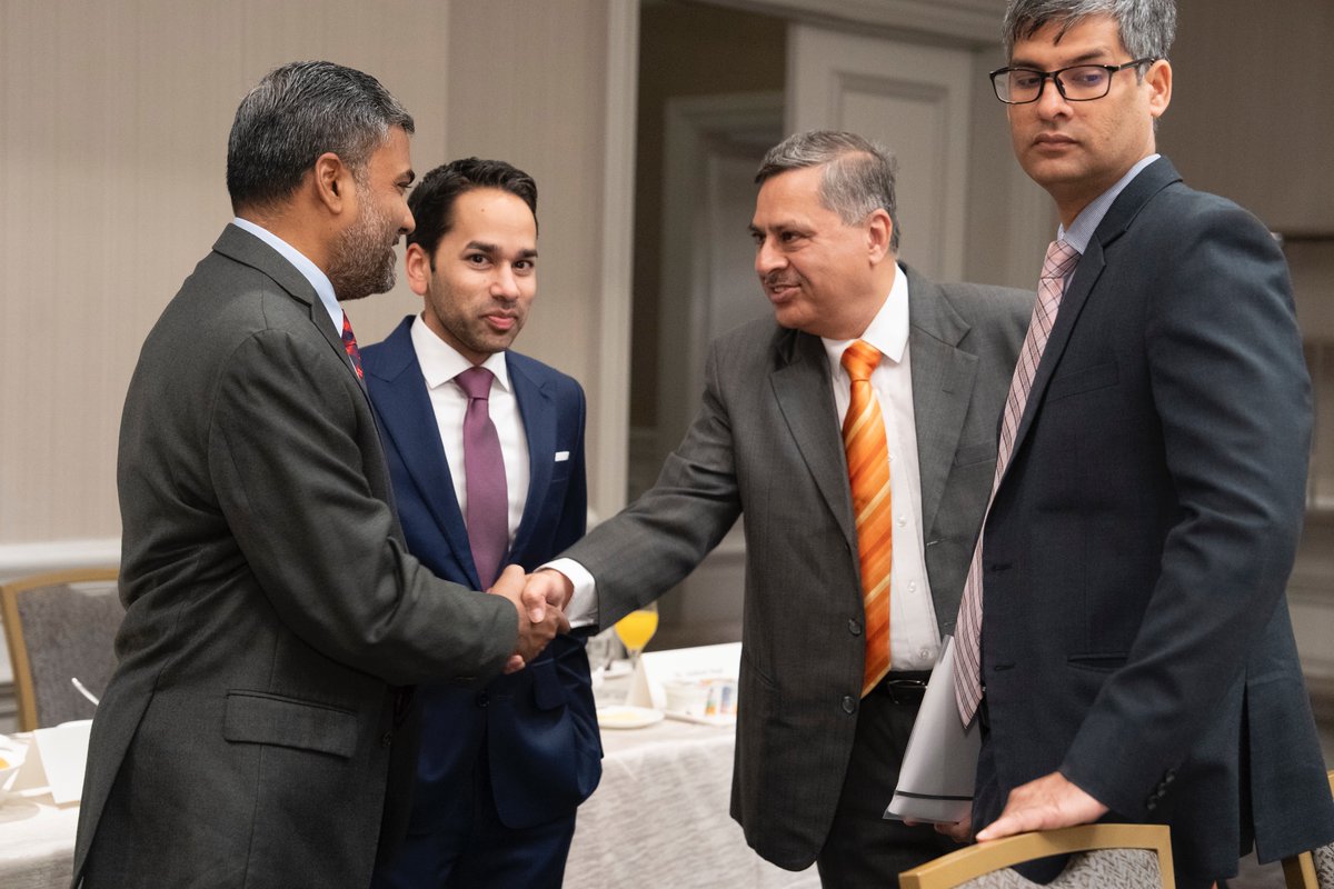 USIBC was delighted to host Foreign Secretary @AmbVMKwatra for a breakfast meeting with our Board Chair and @Nasdaq Executive Vice Chairman Ed Knight. They engaged in discussions on deepening investment channels, fostering innovation and technology, and strengthening the…