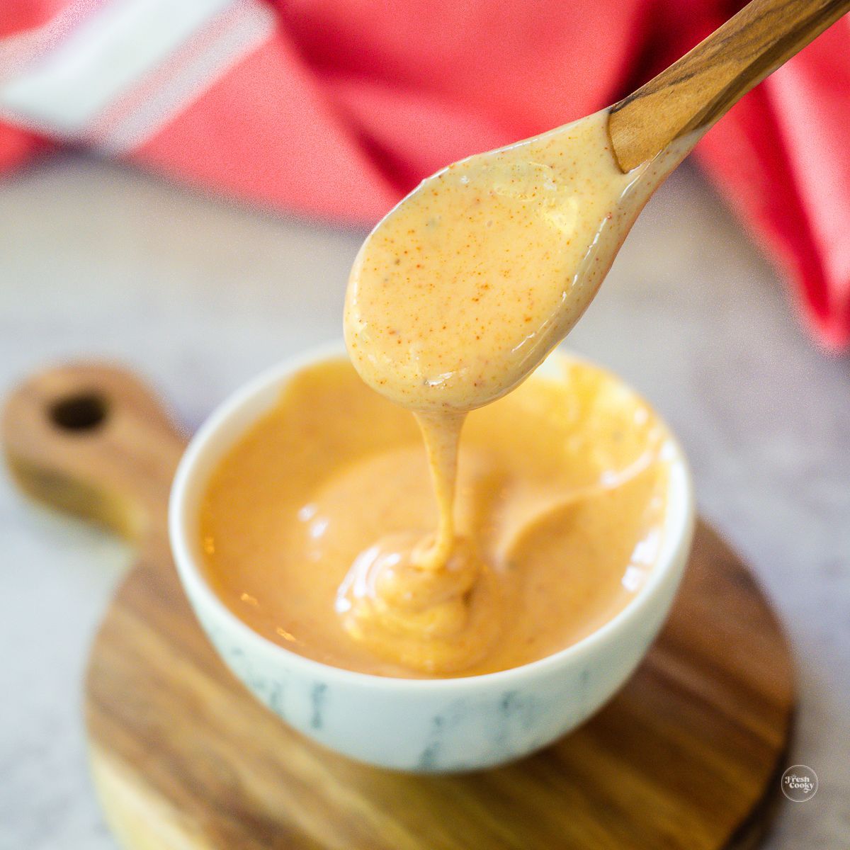 Looking to spice up your meals? Try out this delicious yum yum sauce recipe that will take your taste buds on a flavor ride! #dippingsauce #yumyumsauce thefreshcooky.com/hibachi-sauce-…