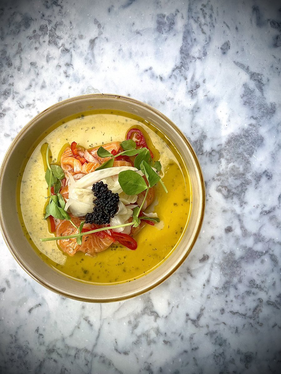 Presenting one of chef Mandar’s brand new Spring creations: Chalk stream trout ceviche, topped with yuzu pickled fennel, chilli, caviar and a blood orange & passionfruit dressing! 

Weekday treat, anyone?

#youngschefs #youngspubs #youngspublife #chefslife #chefstyle #newmenu