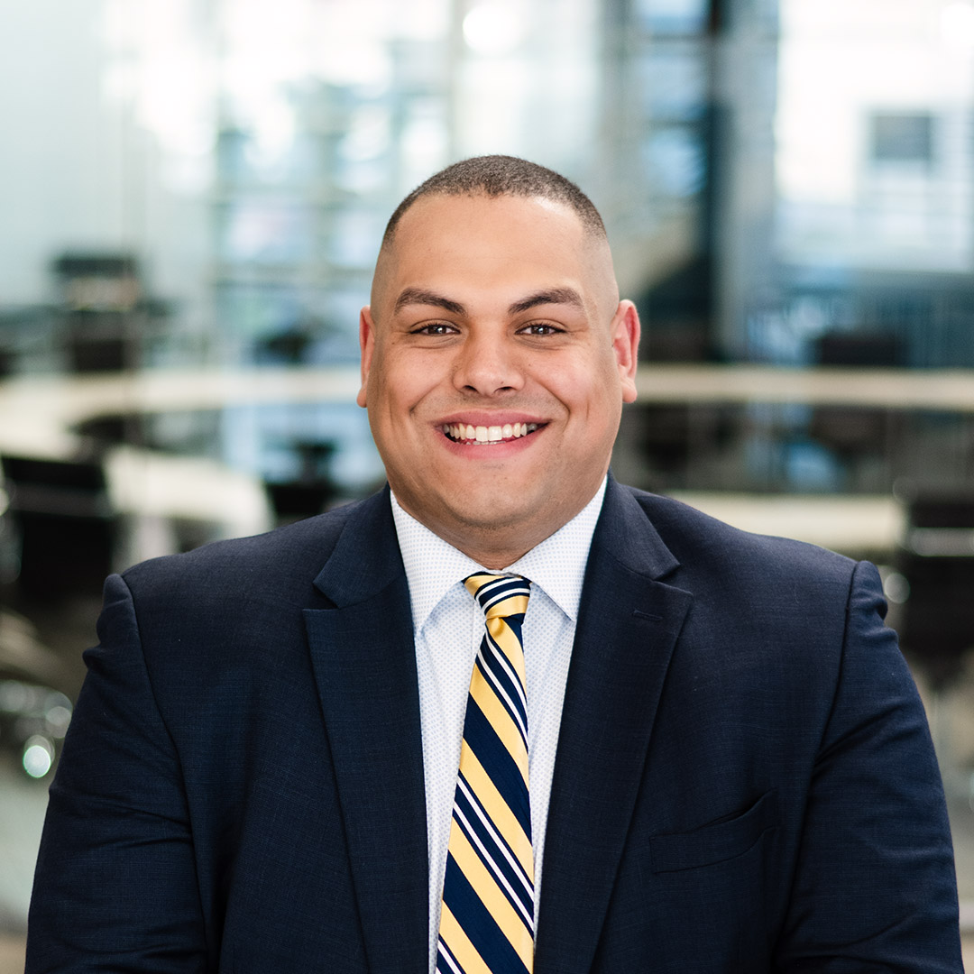 As VP of mergers and acquisitions at Ferrellgas, Joseph Figueroa is all about helping people and business reach their full potential. Read more about him: hubs.la/Q02szvx_0 #HispanicExecMag #LatinoLeadership #LatinoLeaders @Ferrellgas