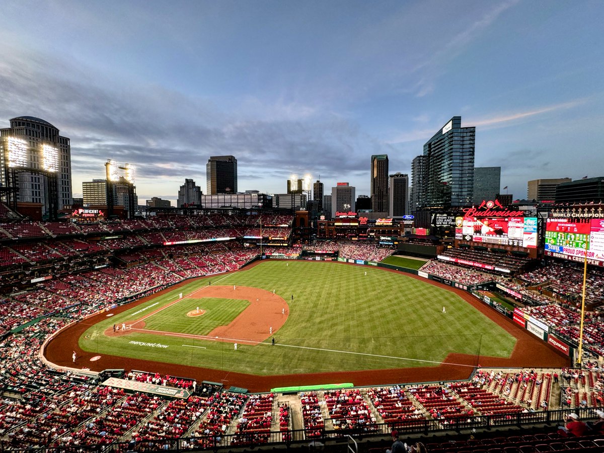 Tyler Thomas (@tyathom) on Twitter photo The <a href="/FFARFellows/">FFAR Fellows Program</a> program hit a home run with our St. Louis trip! ⚾
Thank you, <a href="/RebeccaRddunnin/">Rebecca Dunning</a>, for all you've done for us. Because of you, we've grown so much as scientists!
#ffar #phd #science #agriculture The <a href="/FFARFellows/">FFAR Fellows Program</a> program hit a home run with our St. Louis trip! ⚾
Thank you, <a href="/RebeccaRddunnin/">Rebecca Dunning</a>, for all you've done for us. Because of you, we've grown so much as scientists!
#ffar #phd #science #agriculture
