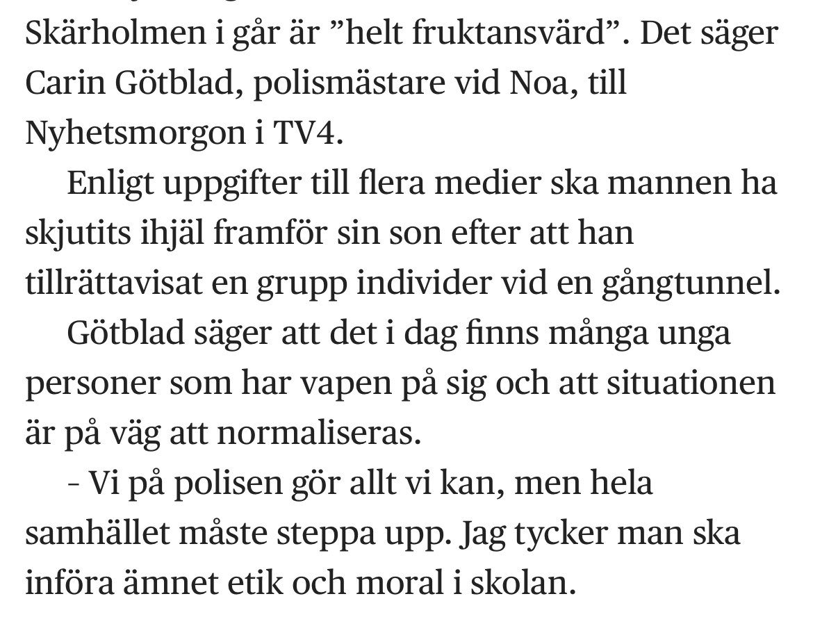 ”Jag tycker man ska införa ämnet etik och moral i skolan.” Efter att en pappa blivit ihjälskjuten av ett ungdomsgäng, framför sin 12-åriga son. Ärligt talat kan vi inte ha sådana här polischefer i Sverige idag.