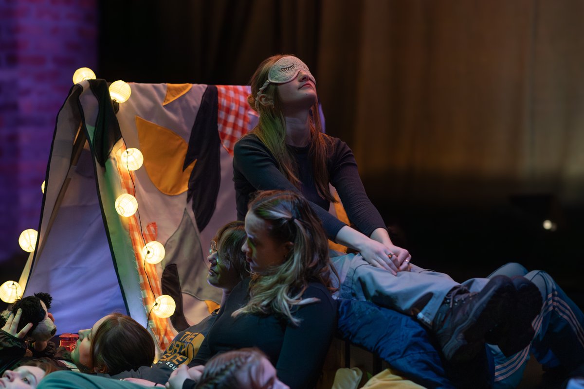 Break a leg #youngmaFerment!

Tonight's opening performance sees 4 groups of young people from #YoungCompany, #YoungSixSix and the new #LiteracyDepartment take their ideas from page to stage, with the help of professional creative mentors.