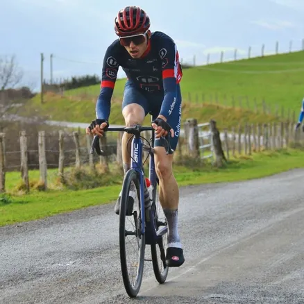 Valérian Lajaunias (Team U - LH) sur sa lancée lors des Boucles de la Haute-Vienne ?

lepopulaire.fr/limoges-87000/…

#Cyclisme #Limoges