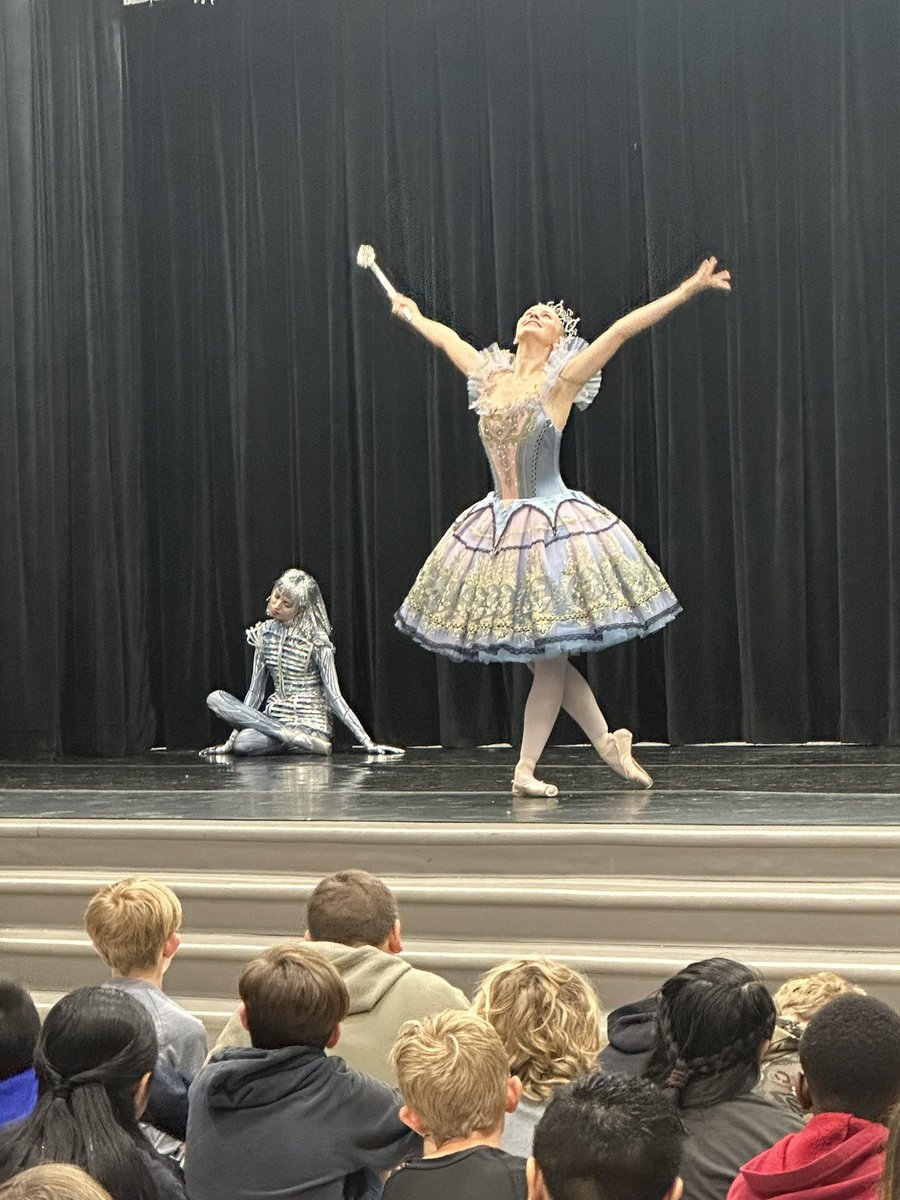 We loved watching the Palmetto City Ballet and exerpts from The Wizard of Oz today! #angeloakes