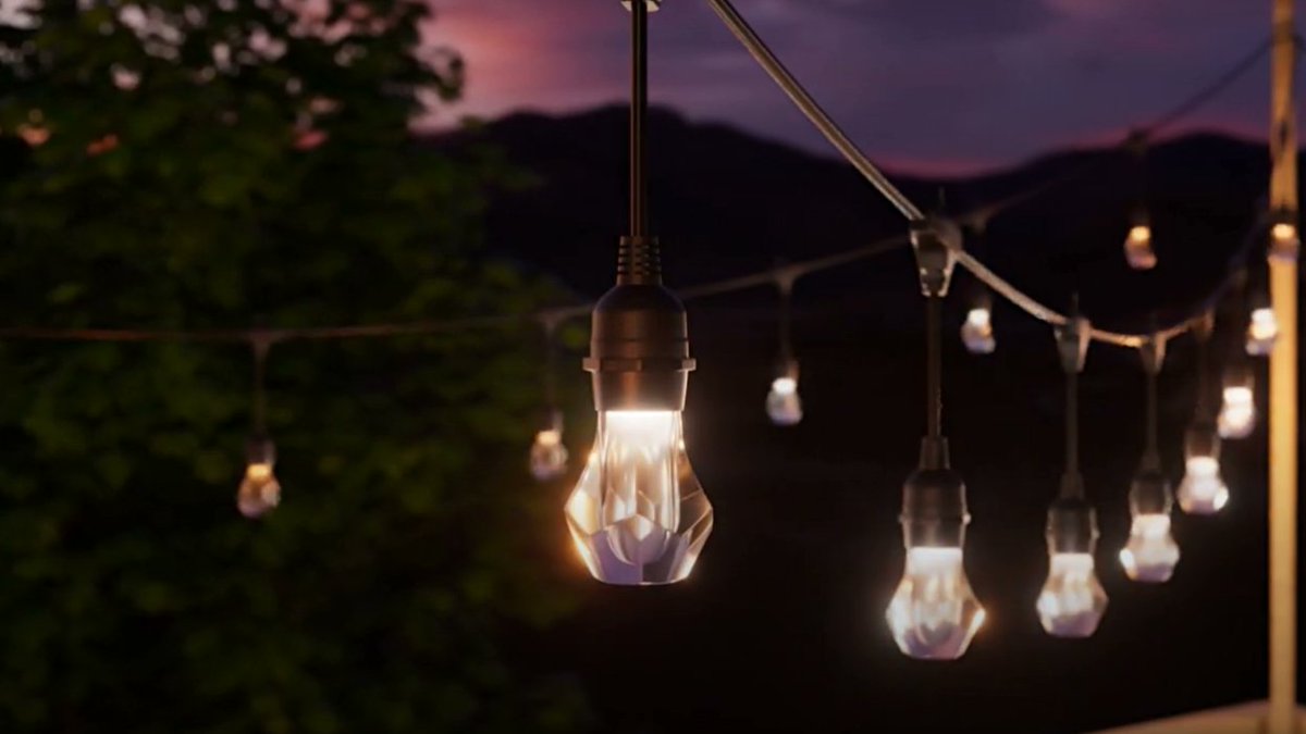 'I ended up hanging these like a chandelier under my patio, and am quite in love with the look' - @Lifehacker Read the full review here: lifehacker.com/tech/nanoleaf-… #nanoleaf #OutdoorStringLights