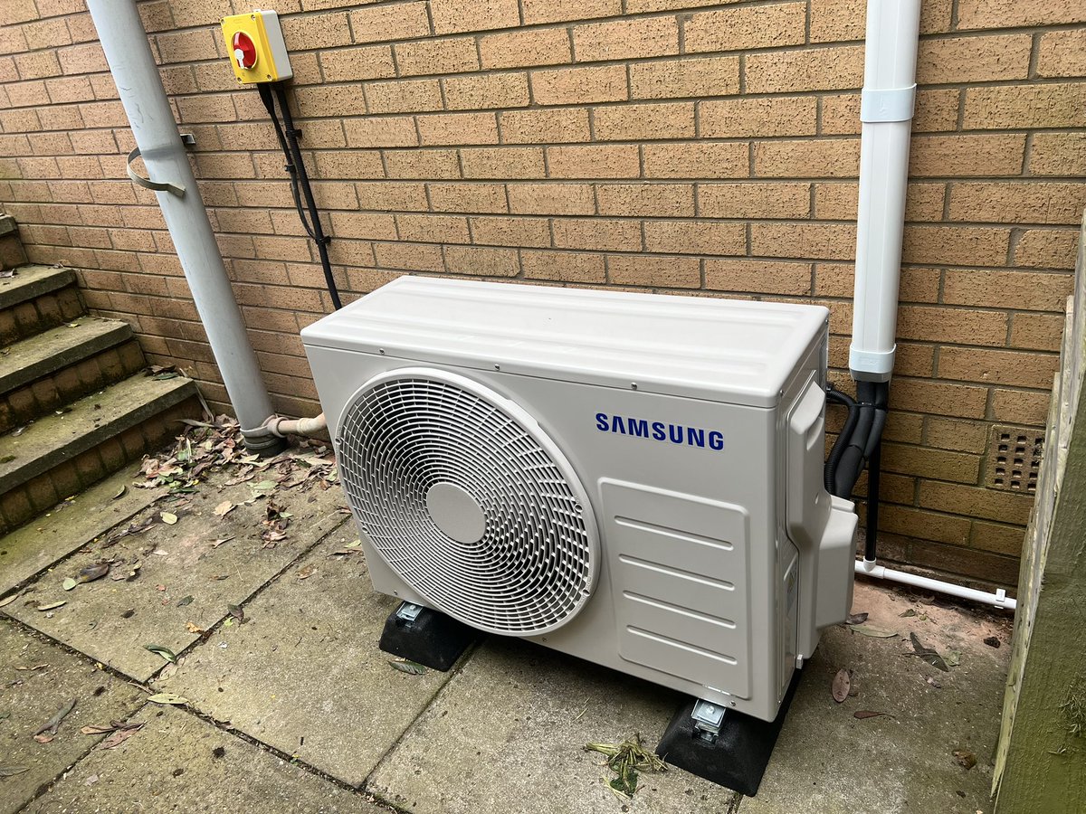 Ainsdale Gas & Heat Pumps tweet media