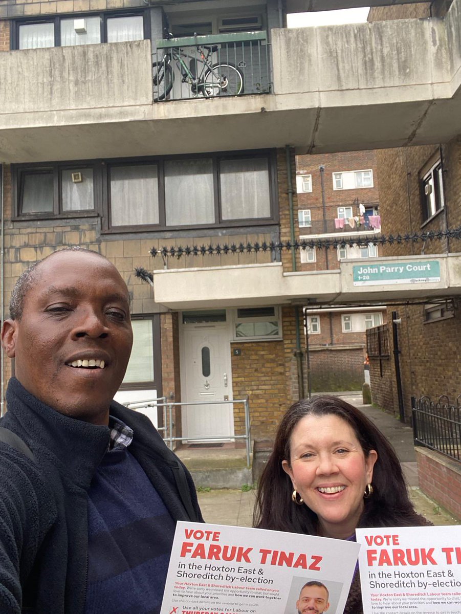 Great to be out in the sunshine in Hoxton east and Shoreditch reminding residents about the election . Always good to hear such positive feedback about our candidate @FarukDalTinaz #VoteLabour May 2nd 🌹