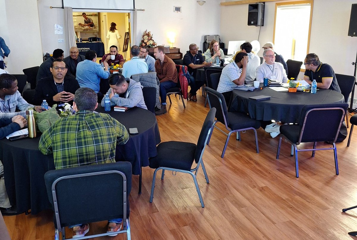 Send Network Canada tweet media