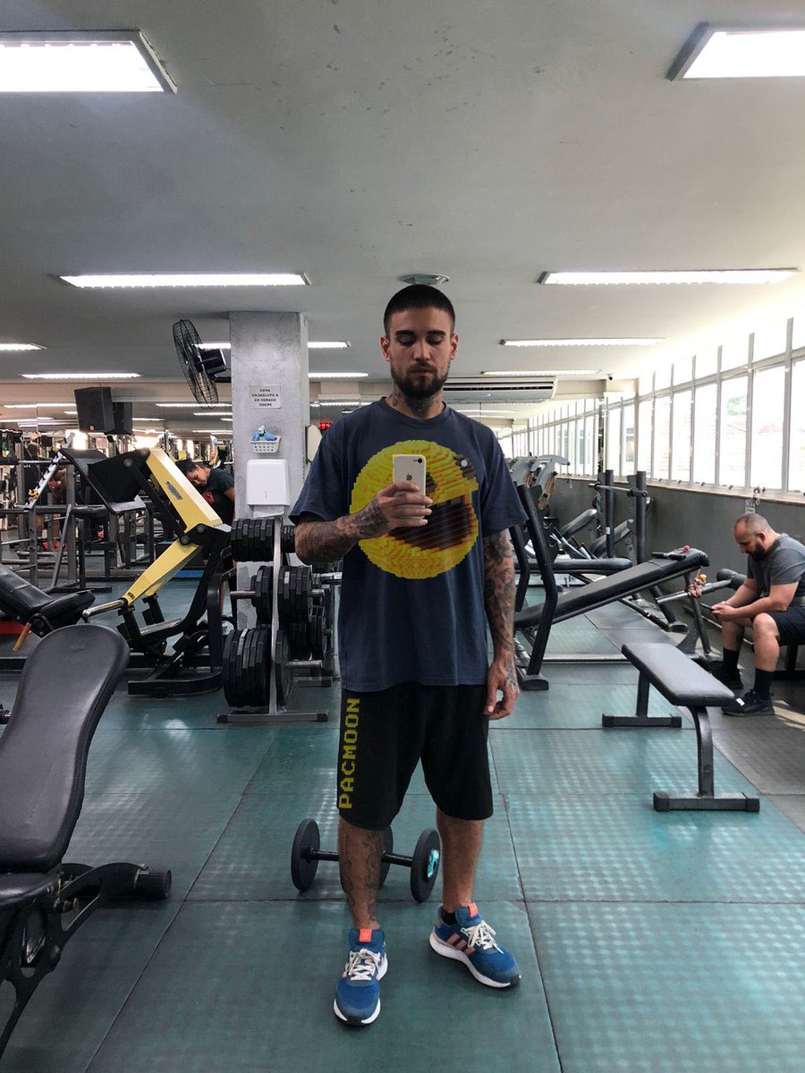 As I mentioned in my last @pacmoon_ song: 🎵 $PAC in ma outfit 🎵 Now I only hit the gym wearing snazzy stuff 🔥 Hope you've enjoyed the songs so far @LambolandNFT, @BlastBoyStrong, @BobbyBigYield. The content is evolving, expect better songs coming soon.
