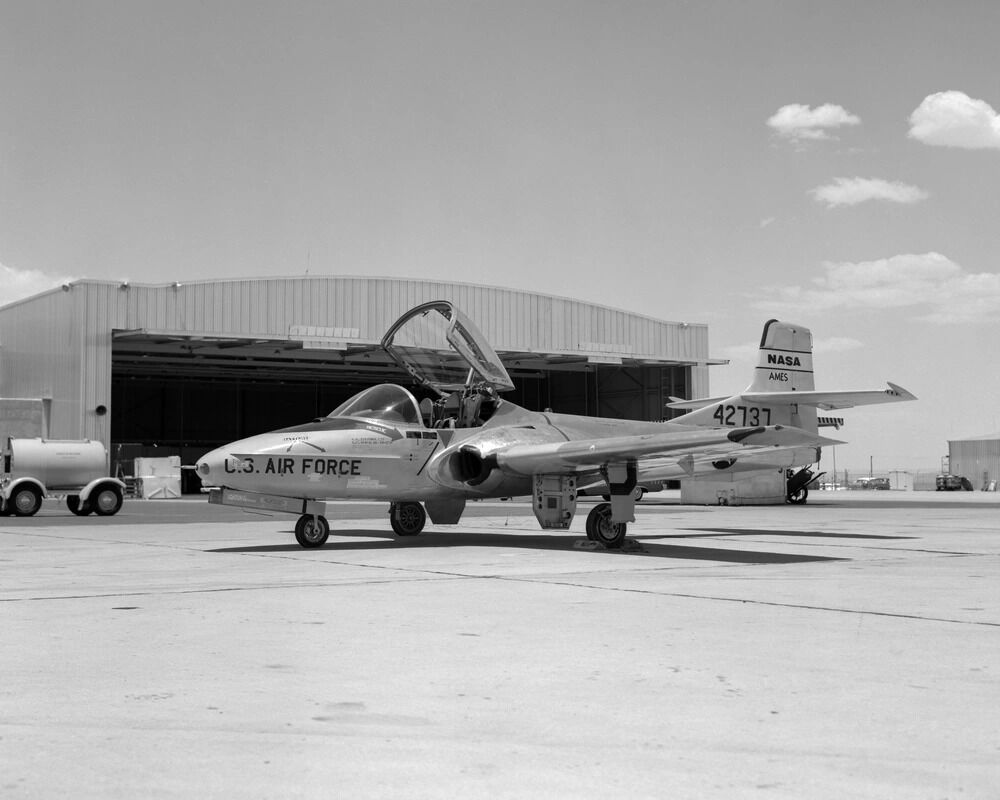 #ThrowbackThursday A-37 Dragonfly... The USAF A-37 Dragonfly was perhaps the most underestimated aircraft of the Vietnam War. Its mix of accuracy, reliability, and maneuverability was ideal for the war in Southeast Asia. READ MORE: bit.ly/3Tz6mIZ