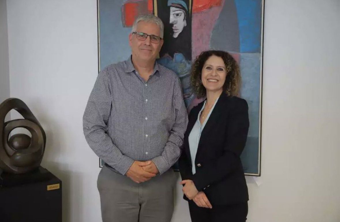 Prof. Mona Maroun, a renowned brain scientist, is the 1st female Arab Dean at the University of Haifa, a milestone in Israel. Mabruk, Mazal Tov & congratulations! 🎉👩🏽‍🏫🇮🇱