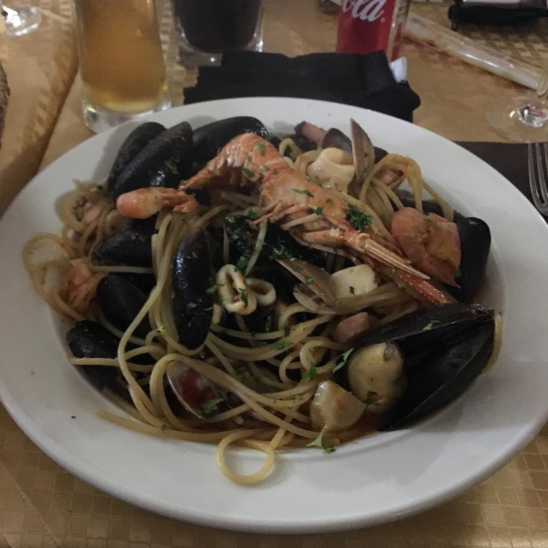 #ThrowbackThursday to 2018 and a well earned ‘small’ dish of Spaghetti Fruiti da Mare in a little cafe in Moniga after cycling 100 miles around Lake Garda …#earnedit.. #fitasabutchersdog.. 
#happymemories 🚴‍♂️🚴‍♂️