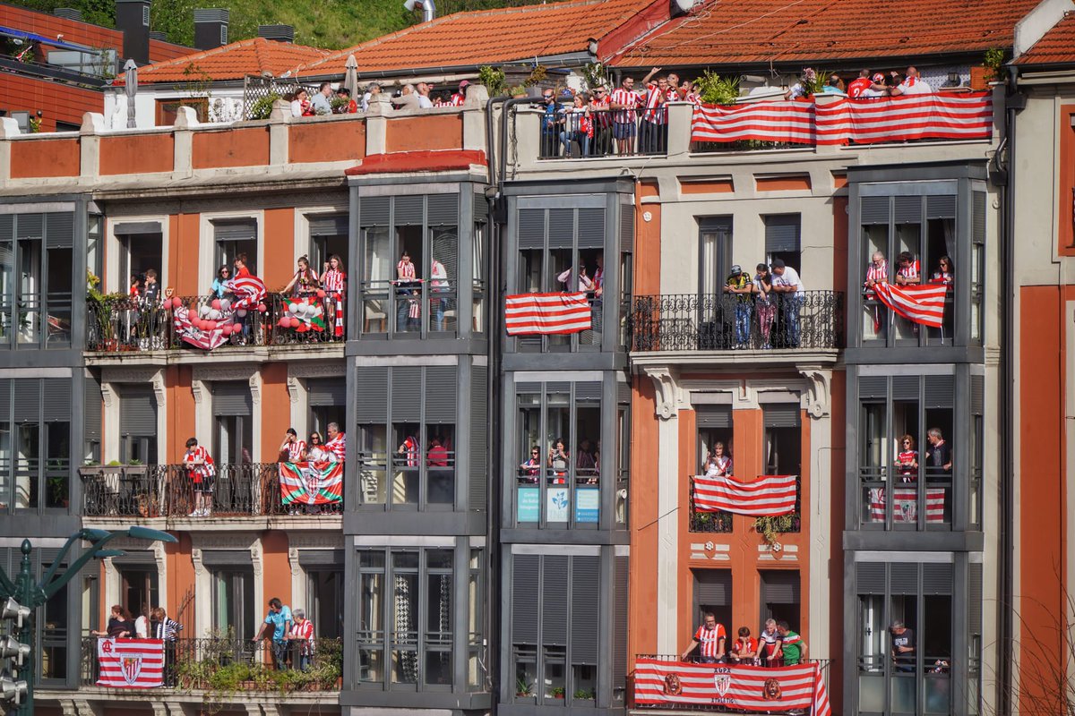 AthleticClub's tweet image. 😉 Tod@s quieren ver a los 𝗖𝗔𝗠𝗣𝗘𝗢𝗡𝗘𝗦

#UniqueInTheWorld 🏆 #AthleticClub 🦁