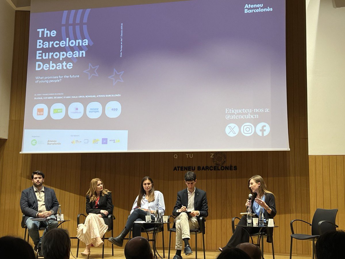 catalunyaeuropa's tweet photo. Quins efectes i garanties tindrà una nova legislatura al Parlament Europeu en el futur dels joves?

The Barcelona #EuropeanDebate, organitzat per @jefcatalunya i la secció de @PoliticaAB de l'@ateneubcn inicia el cicle de debats electorals amb la mirada posada al 9 de juny. https://t.co/eZHf1HdsQj