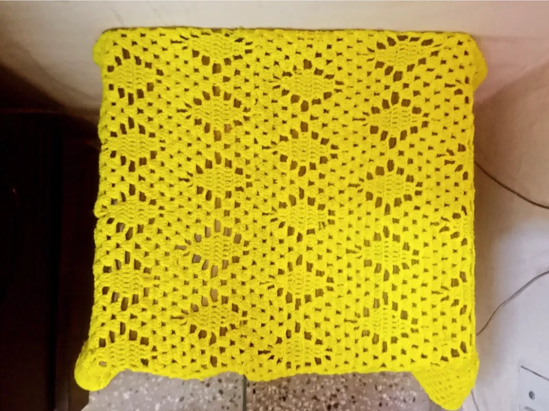 Yellow Colored Table Cover #tablecover #knittingpattern