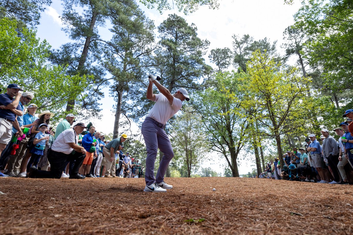 Scenes from the first round of the 88th Masters. #themasters