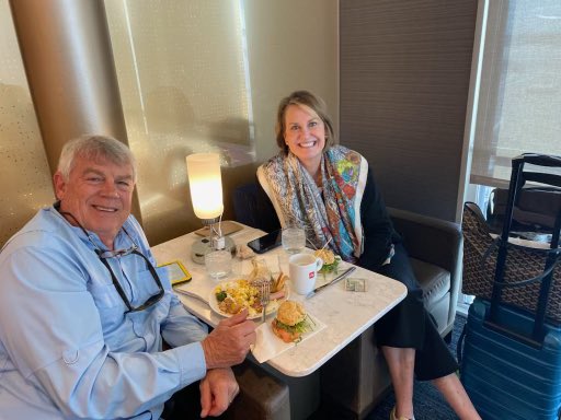 Surprised our passengers in the @fly2ohare #PolarisLounge with a delicious Smoked Salmon on Old Bay Boursin biscuit sandwich! So good! #yum @united
