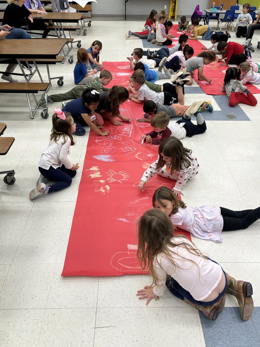 Artsy Thursday! We loved laying on the floor and drawing together. These are going to look great in the hall. Even Mr. Maxson joined us! Coloring with chalk is fun! #woyc24 #lisdpk