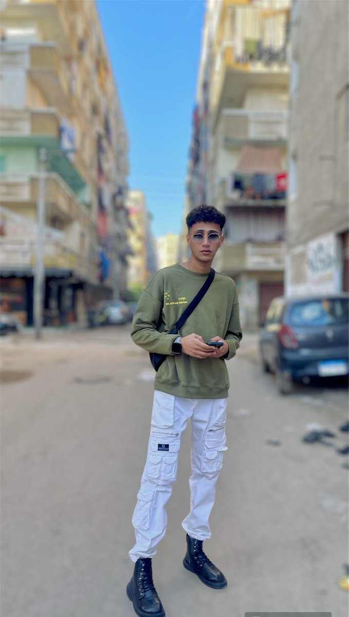 Kemmo00's tweet photo. 🥂. https://t.co/Ix4skY01Cj