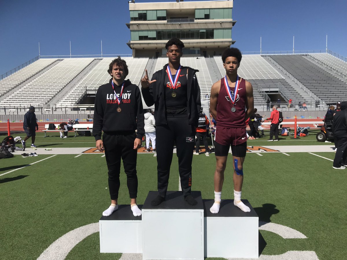 First Regional Qualifier is <a href="/kingstonw401/">Kingston Williams</a> finishing 2nd in Long Jump with a jump of 23-0. #CLimbTheHill
